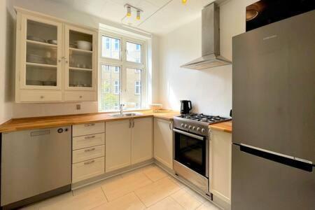 2 Bedroom Apartment In Trendy Area Copenhagen Exterior photo